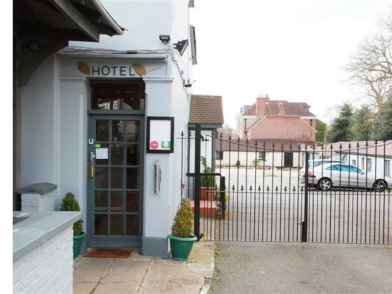 Hampton Court Hotel イースト・モールジー エクステリア 写真